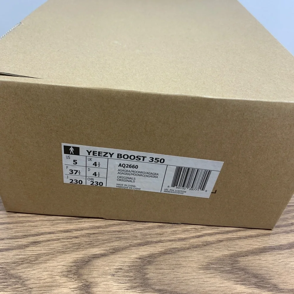 Size 5 Women's 6.5 Adidas Yeezy Boost 350 Moonrock‎ 2015 Rare! (AQ2660)